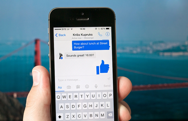 Facebook Messenger chat